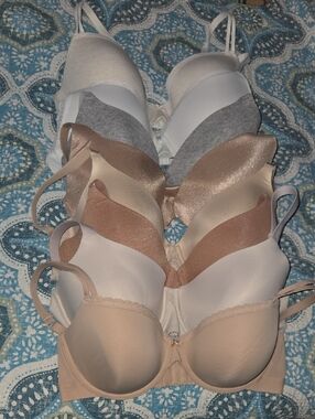 8 Victoria's Secret and Aerie Nude, Beige & Gray Bra Set